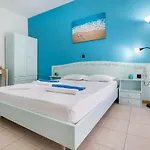 Apartament Malandris *